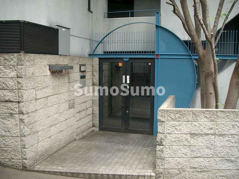 エルデ六甲のエントランス