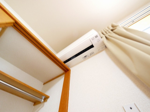 レオパレスＳＡＷＡＨの設備|エアコン付きで人気