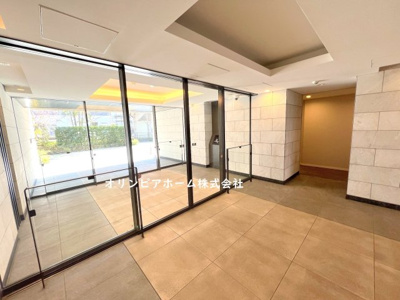 【エントランス】 | オーベルグランディオ平井　13階　最　上階　2022年築　73.20㎡