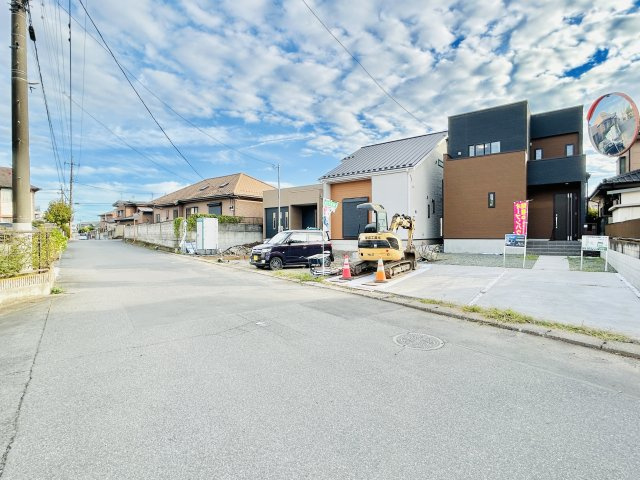 太田市新田木崎町の前面道路含む現地写真|閑静な住宅街♪住みやすい住環境♪