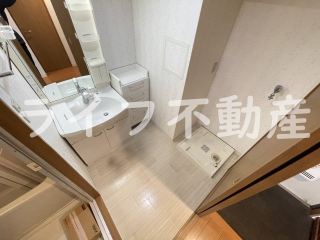 ジュネス花園の洗面所|コンパクトで使いやすい洗面所