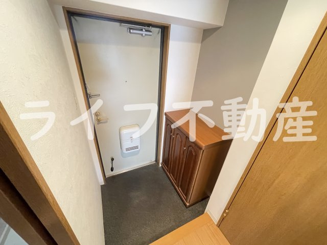 ジュネス花園の玄関|シンプルで使いやすい玄関です
