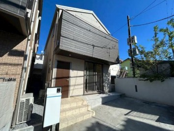 【外観】 | 上石神井３丁目戸建Ａ棟 | 綺麗な外観。