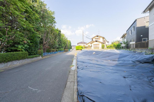 【前面道路含む現地写真】 | 守谷市松前台3丁目　売地　87坪
