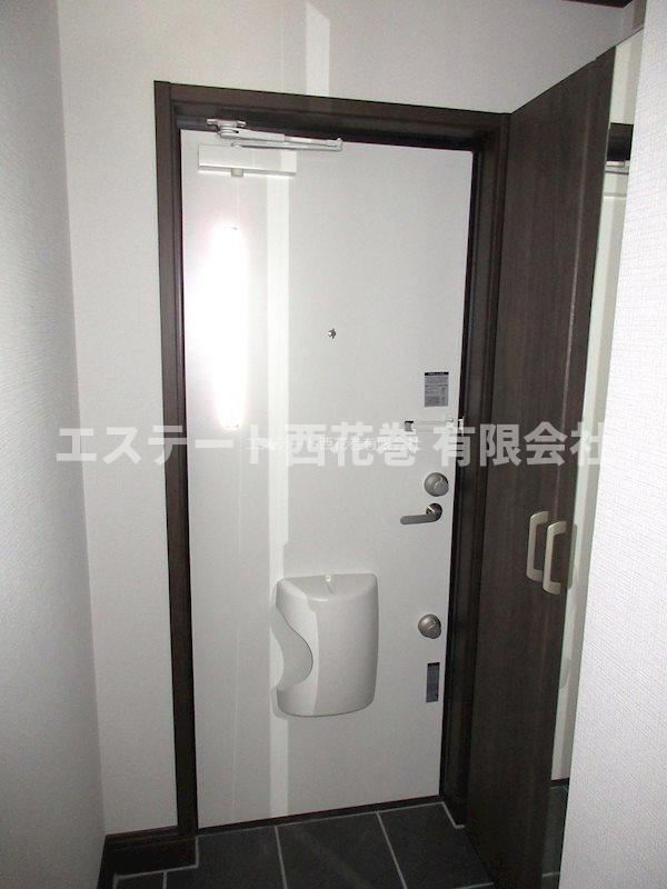 ル・メイユール東宮野目Ｂ棟の玄関