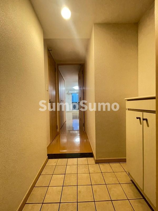 プラチナコートの玄関