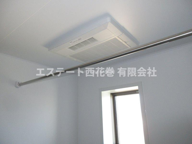 ル・メイユール東宮野目Ｂ棟の設備|浴室乾燥・暖房、浴室窓があります