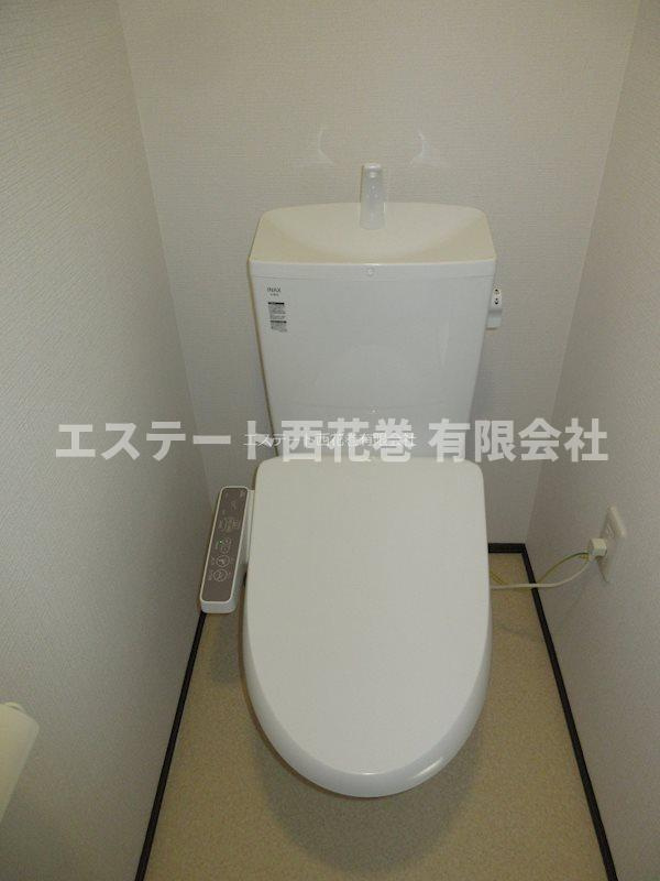 ル・メイユール東宮野目Ａ棟のトイレ|洗浄機能付き暖房便座