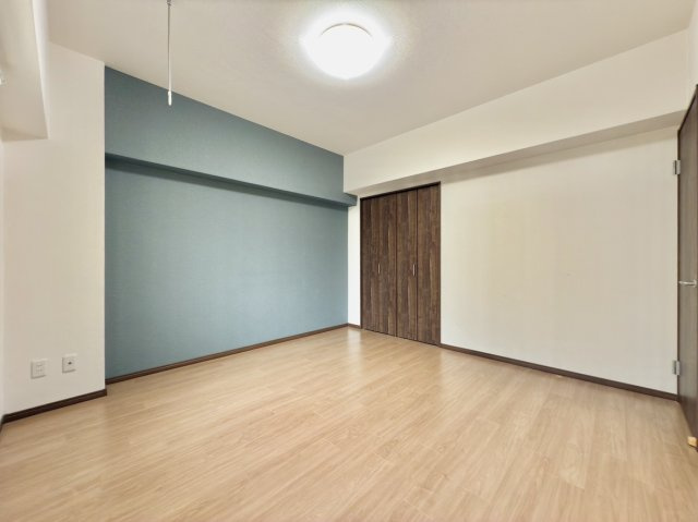 住吉川ハイツの洋室|洋室　約8帖