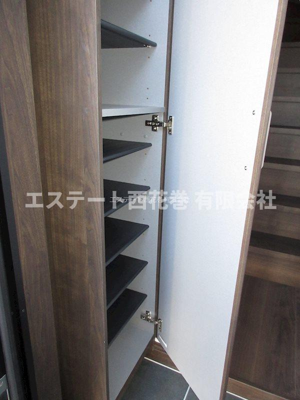 ル・メイユール東宮野目Ａ棟|シューズボックス