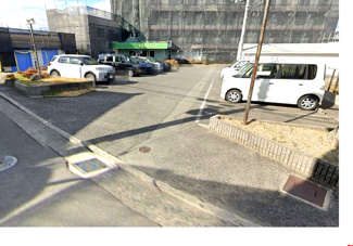【駐車場】