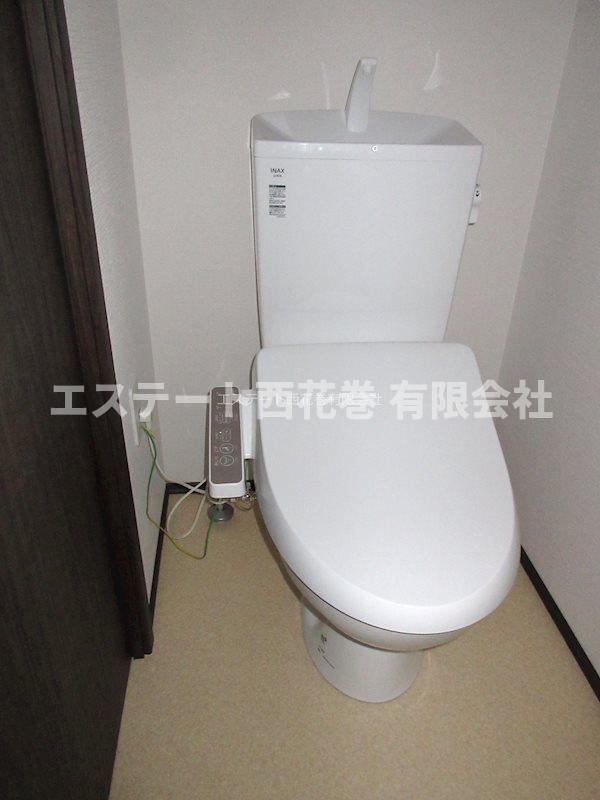 ル・メイユール東宮野目Ａ棟のトイレ|洗浄機能付き暖房便座