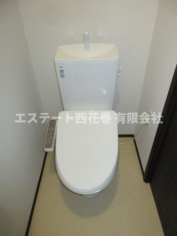 ル・メイユール東宮野目Ａ棟のトイレ|洗浄機能付き暖房便座