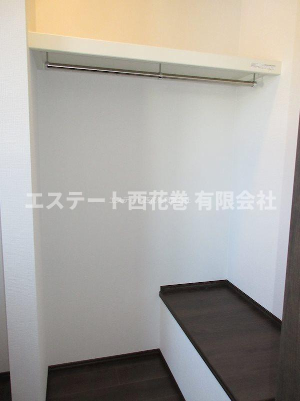 ル・メイユール東宮野目Ａ棟の収納|ウォークインクローゼット