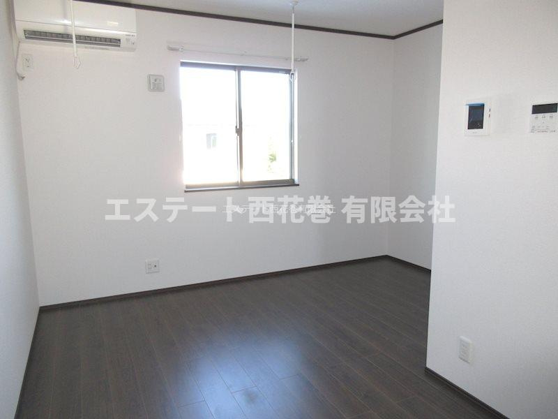 ル・メイユール東宮野目Ａ棟の居間・リビング