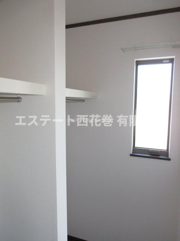 ル・メイユール東宮野目Ａ棟の収納|ウォークインクローゼット