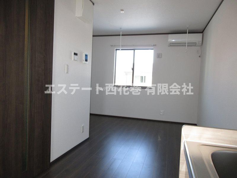 ル・メイユール東宮野目Ａ棟の居間・リビング