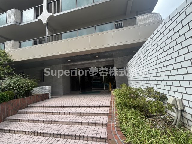 【中古マンション】大津スカイハイツのエントランス