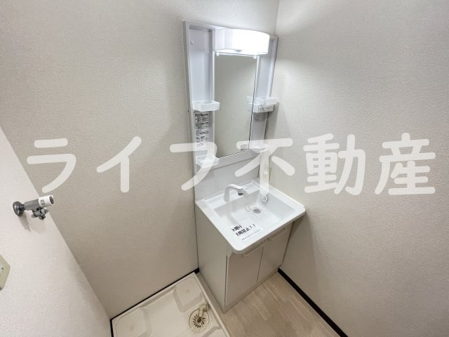 アンプルールクラージュエトッフの独立洗面台|使いやすい独立洗面台です
