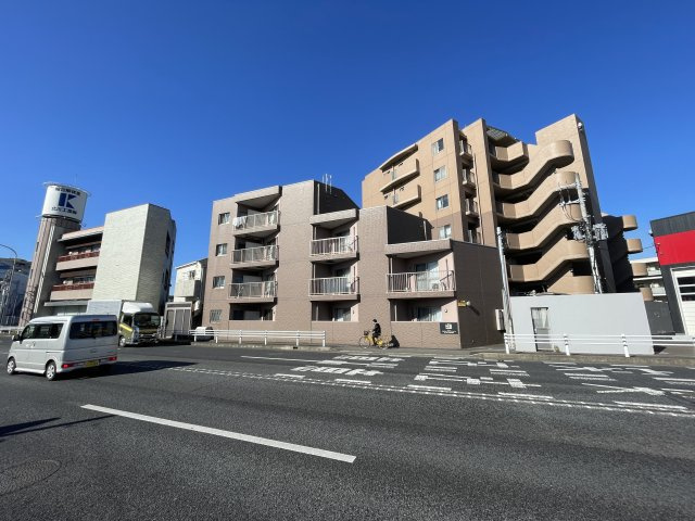 ラフィネ の外観