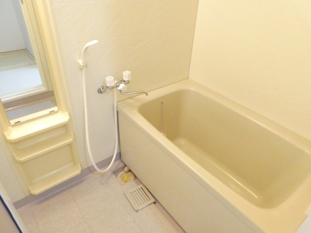 ロイヤル仁川の浴室