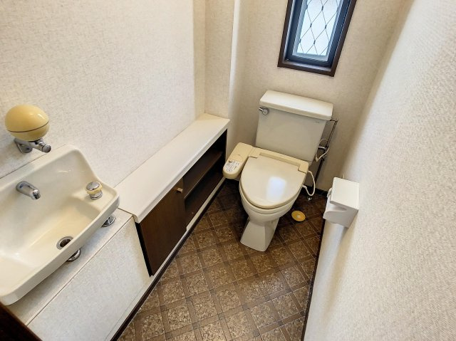 若草町　中古戸建のトイレ