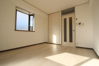 【寝室】 | アパルト四天王寺Ⅱ | 洋室