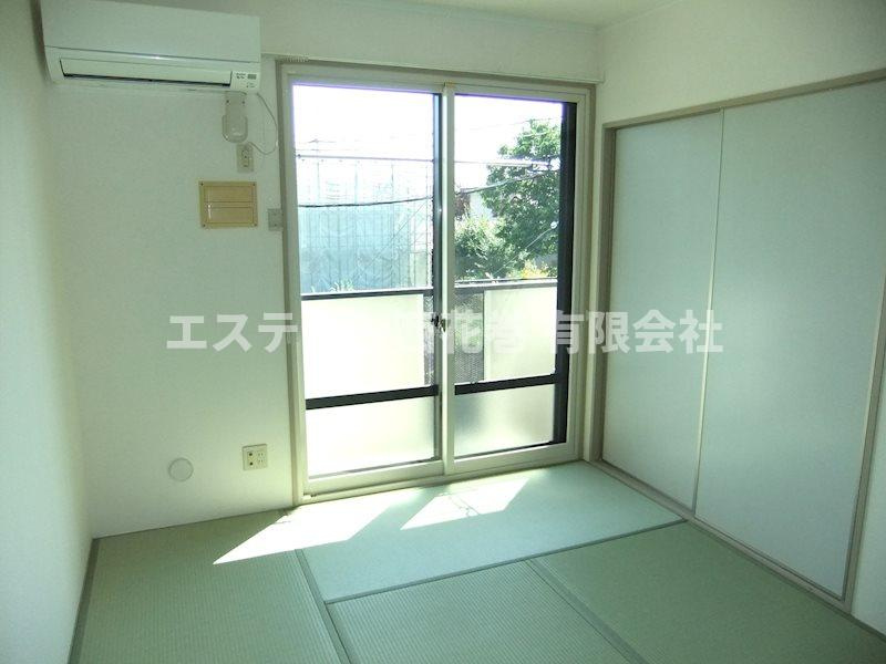 リバーサイド・アイルCの和室