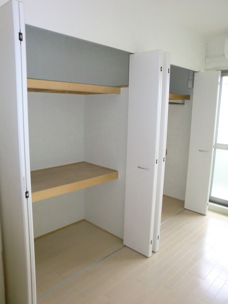 サンプレイスの収納