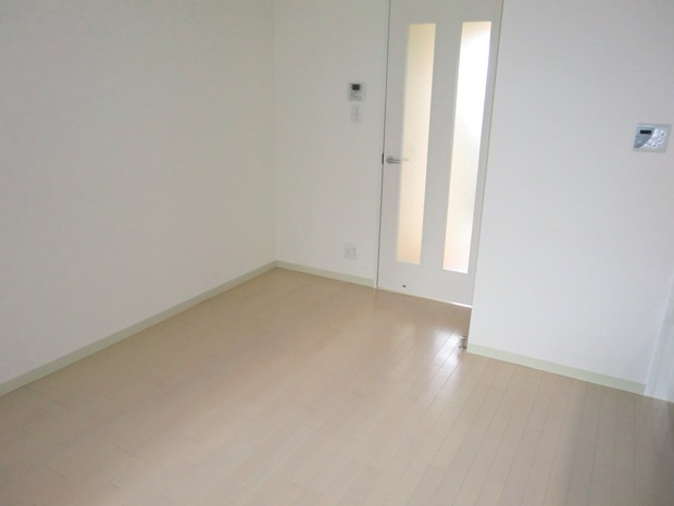 サンプレイスの居間・リビング