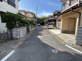 【前面道路含む現地写真】 | 角地に所在しております。