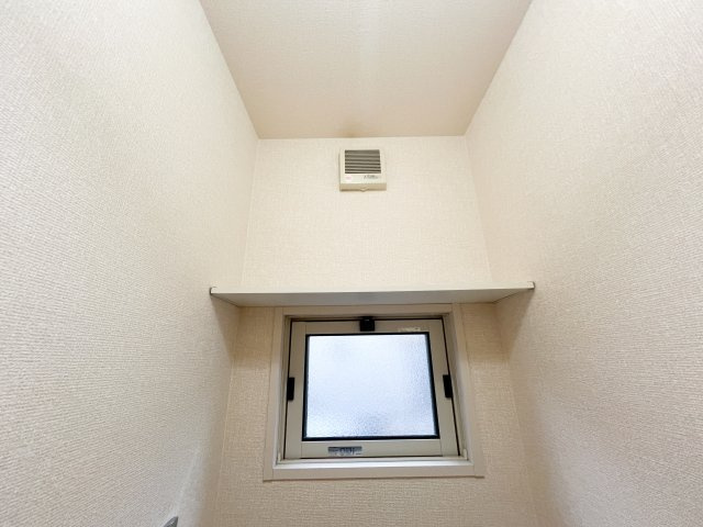 ルミエールあぞのの洋室|2階洋室6.1帖