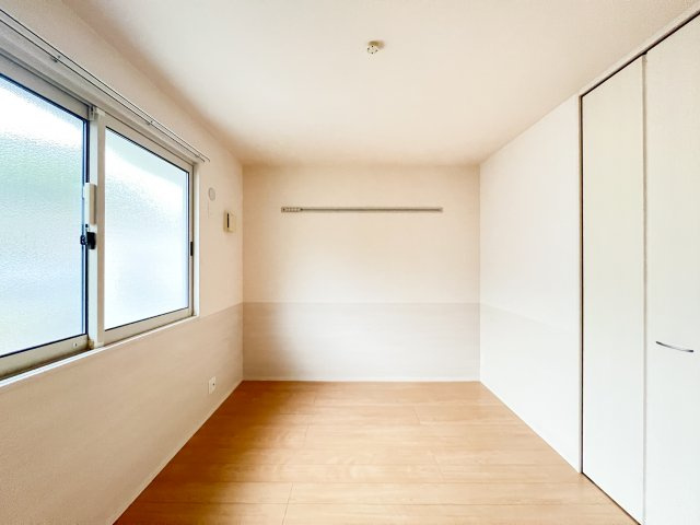 ルミエールあぞのの洋室