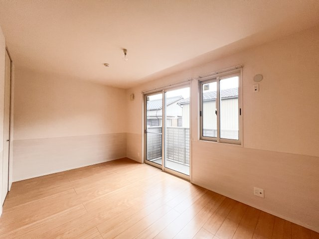 ルミエールあぞのの駐車場|駐車場