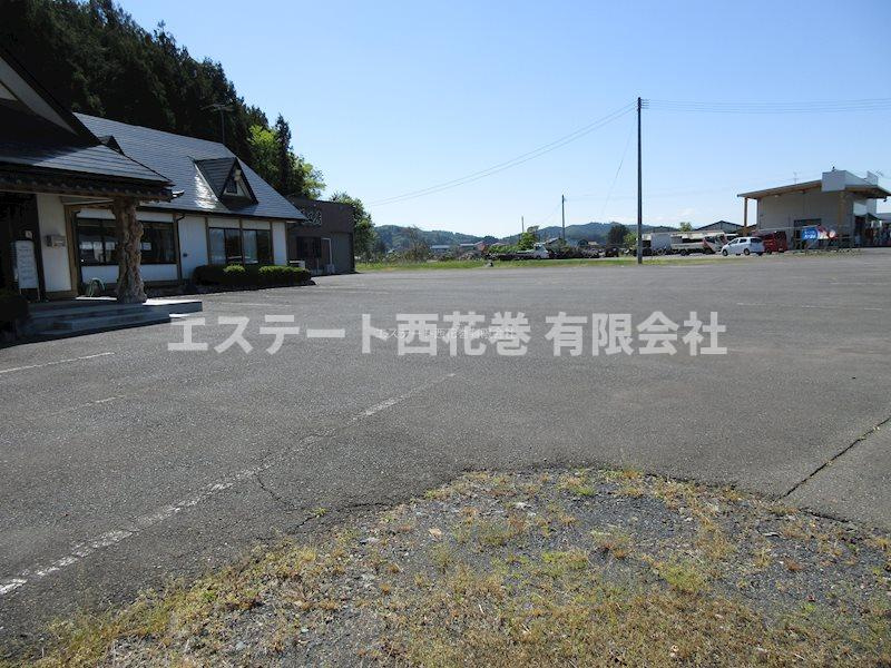 東和町土沢７区貸店舗の外観