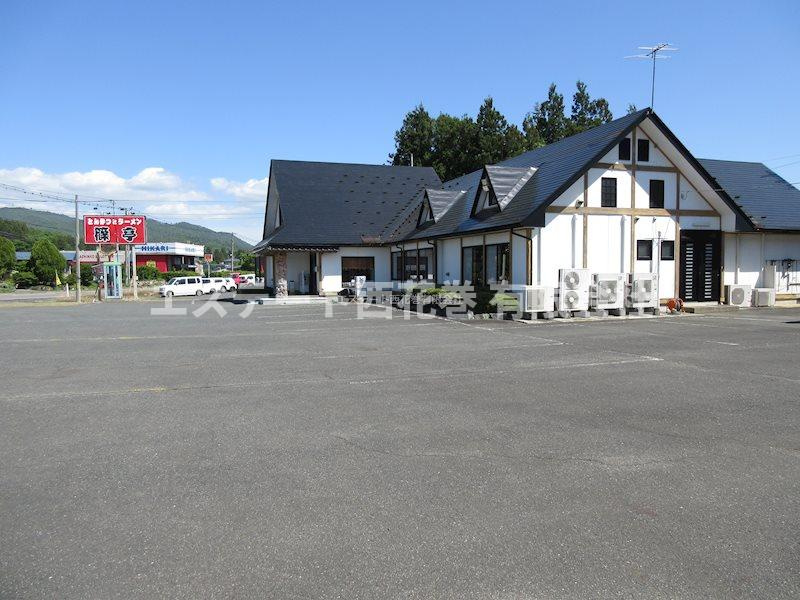 東和町土沢７区貸店舗の外観