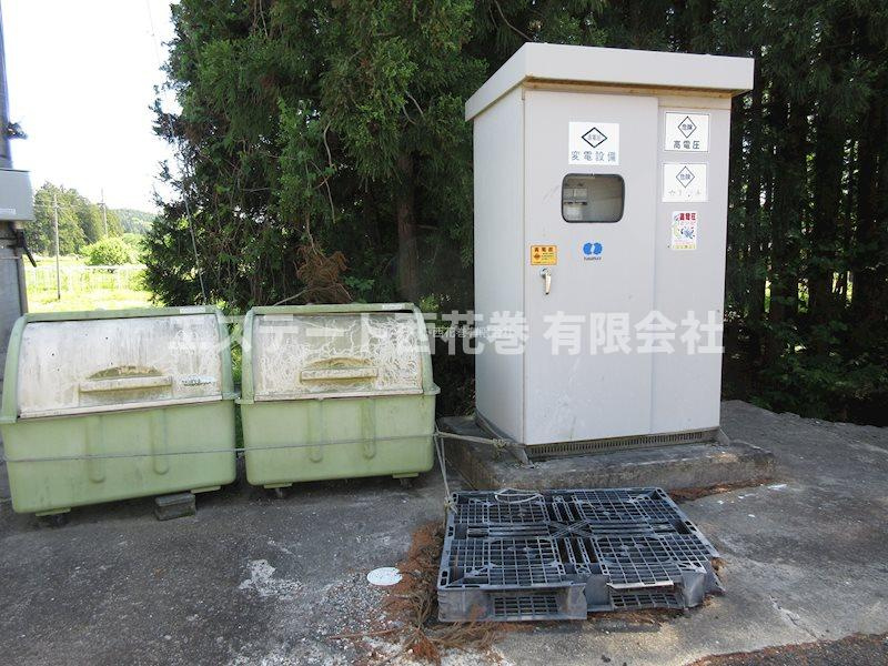 東和町土沢７区貸店舗の外観