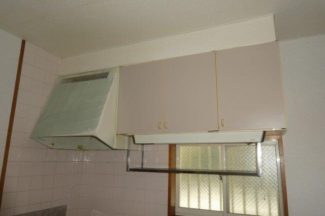 倉敷市中庄のアパートのキッチン|キッチン上収納