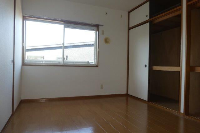 倉敷市中庄のアパートの寝室|洋室