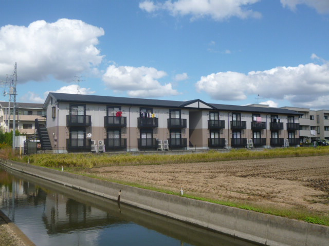 倉敷市鳥羽のアパート