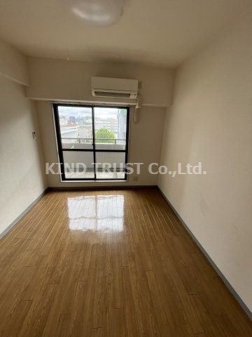 クレール東天満の居間・リビング