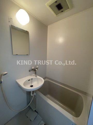 クレール東天満の浴室