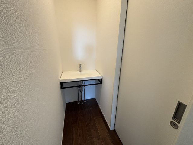 渦森台4丁目一戸建のトイレ|落ち着いたトイレです