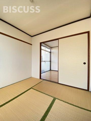三国ヶ丘ハイツA棟の和室