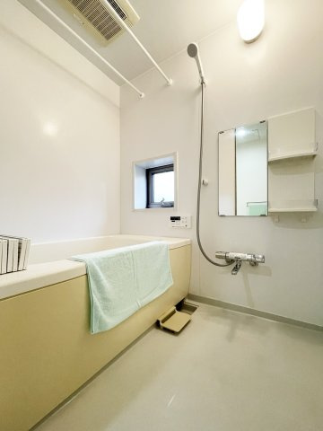 ガーデニアマミの浴室