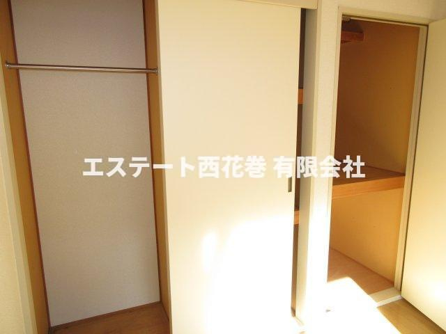 カーメル樹（こだち）Ａの収納|洋室収納　半分クローゼットです