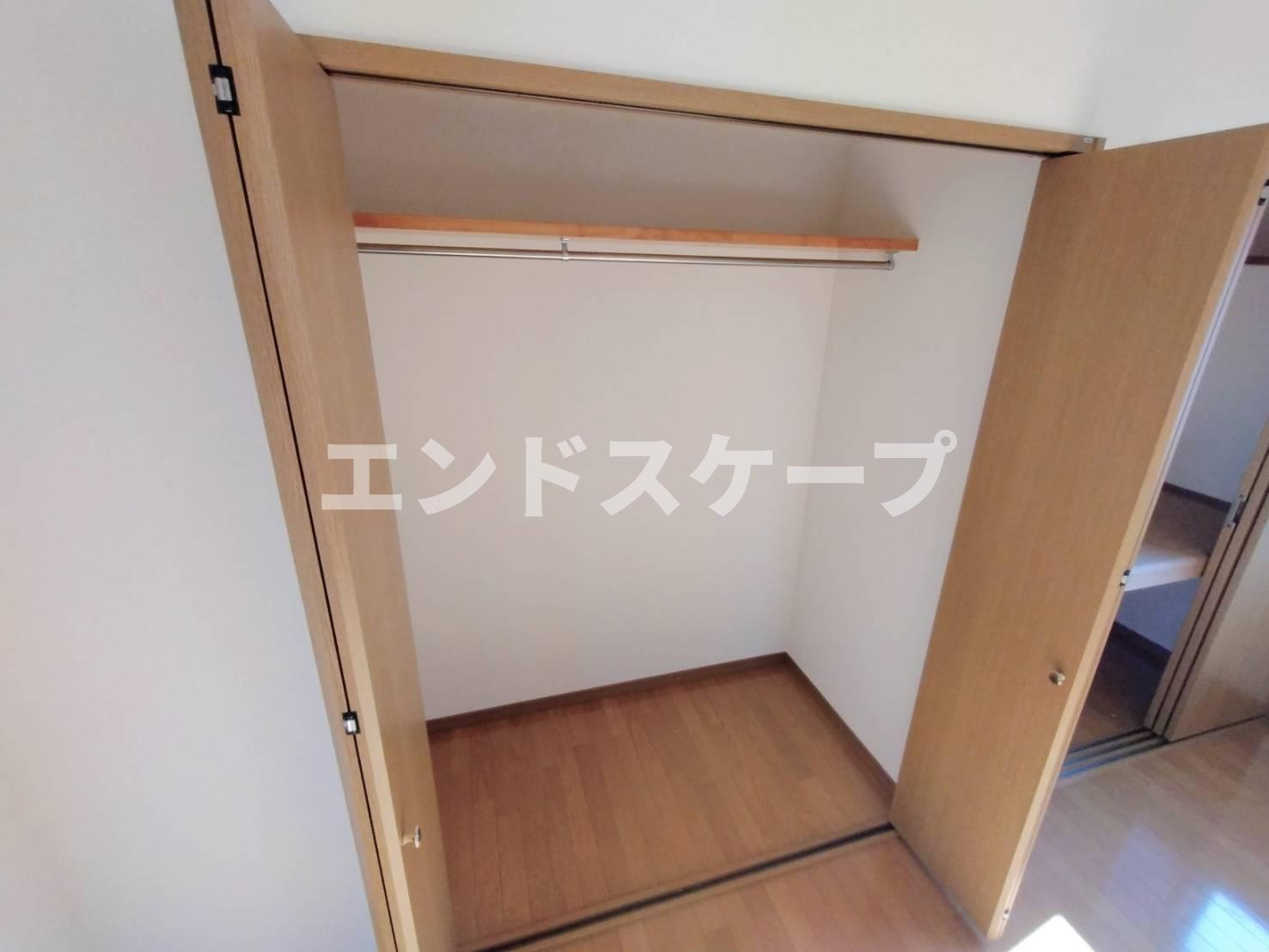 ガイア足門B棟の収納|高崎、前橋エリアのお部屋探しはエンドスケープまで！お客様の理想お聞かせ下さい♪