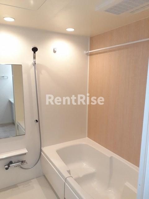 サニーハウスＴＯＹＡＭＡ　Ⅲの浴室|バス