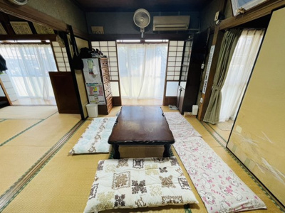 【居間・リビング】 | 水戸市中丸町　中古戸建