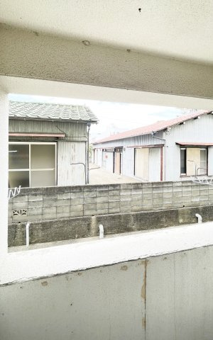 クレブランド二軒屋No.1の居間・リビング|ゆったりとした居間です